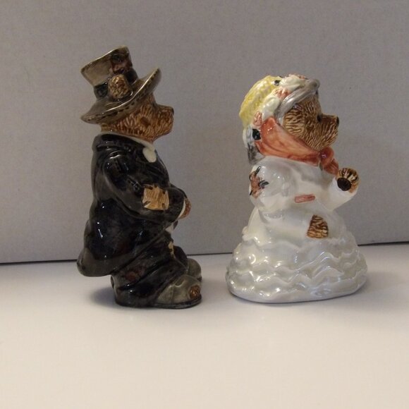 Bearware Pottery | Wedding Salt & Pepper Shaker } EUC - Picture 3 of 8
